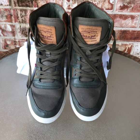 Levi's Other - Levi 501 green high top sneakers